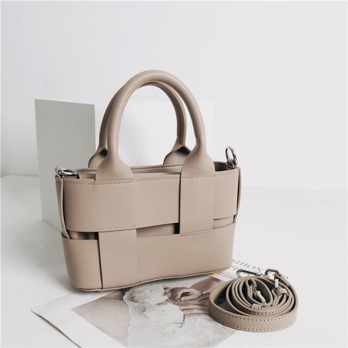 Women's Fashion Woven Single Shoulder Crossbody Handbag - ROUTINE FASHION