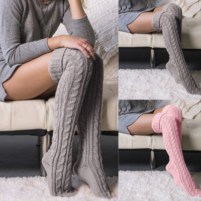 Long tube over the knee pile of socks - ROUTINE FASHION