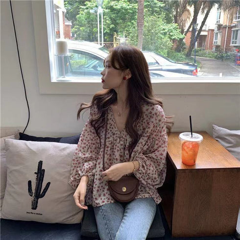 V-neck Puff Sleeve Flower Long-sleeved Chiffon Top - ROUTINE FASHION