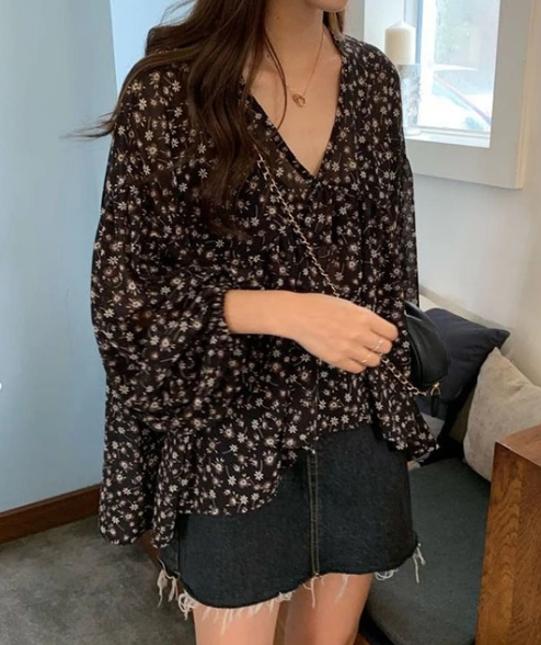 V-neck Puff Sleeve Flower Long-sleeved Chiffon Top - ROUTINE FASHION