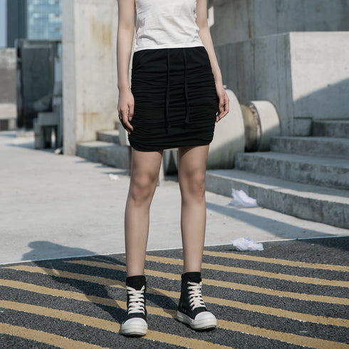 Playful pleated skirt - ROUTINE FASHION