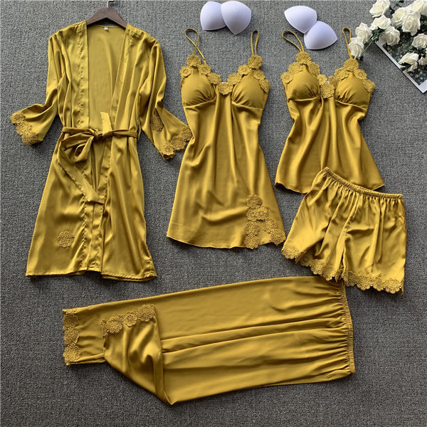 Five - piece pyjamas with breast pad - ROUTINE FASHION