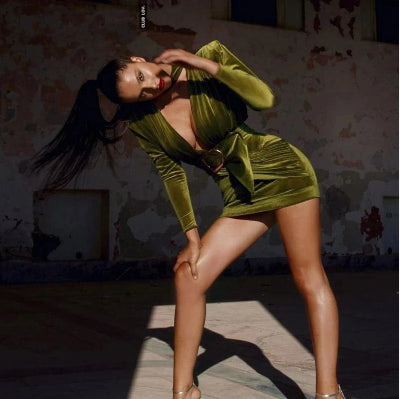 Long sleeve deep V-neck pencil skirt - ROUTINE FASHION