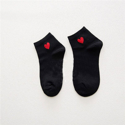 Caring women's sports socks - ROUTINE FASHION