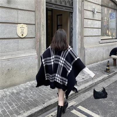 Wear A Cape Jacket And A Woolen Knitted Square Scarf - ROUTINE FASHION