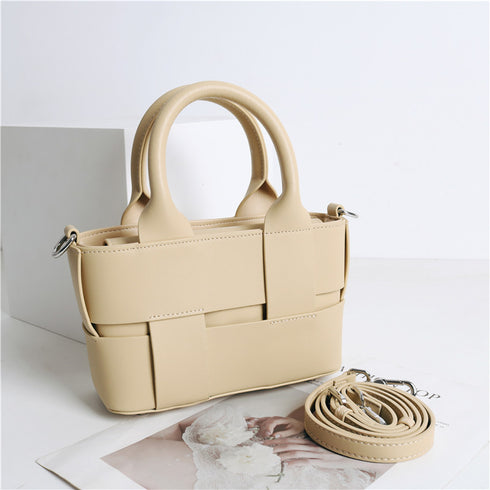 Women's Fashion Woven Single Shoulder Crossbody Handbag - ROUTINE FASHION